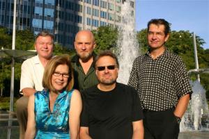 309736_10150288258562066_139878418_n